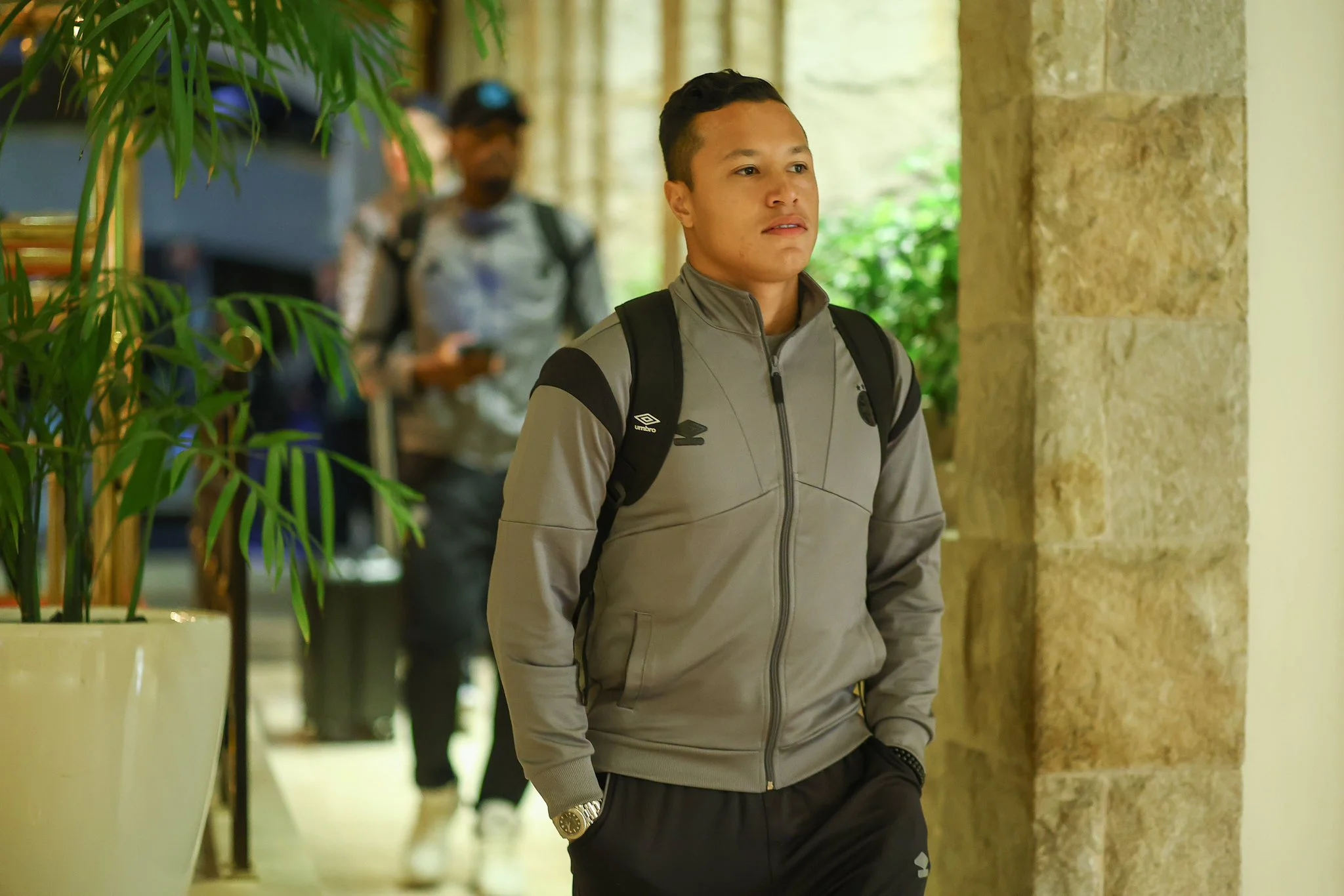 Com novidades na escalação, Grêmio divulga imagens da chegada ao Peru Marlon volta ao time do Grêmio