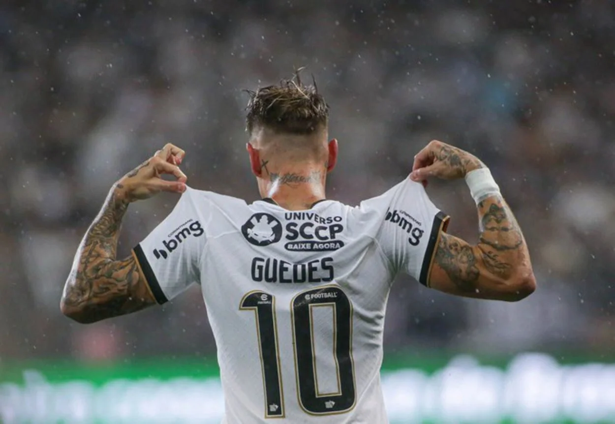 Jornalista publica atualização sobre Róger Guedes no Grêmio após entrevista que repercutiu Róger Guedes pelo Corinthians