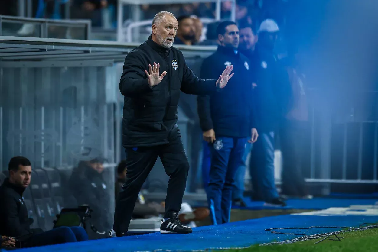 Grêmio com Mano Menezes