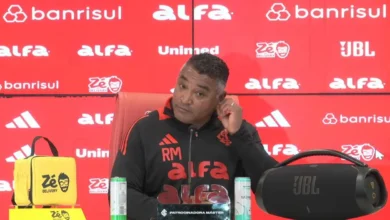 Roger Machado concede entrevista na Zona Mista, após derrota do Inter para o Fluminense por 2x1 no Beira-Rio.