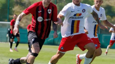 Participação em amistoso, sorriso e espera: as últimas de Róger Guedes no Grêmio Róger Guedes em amistoso