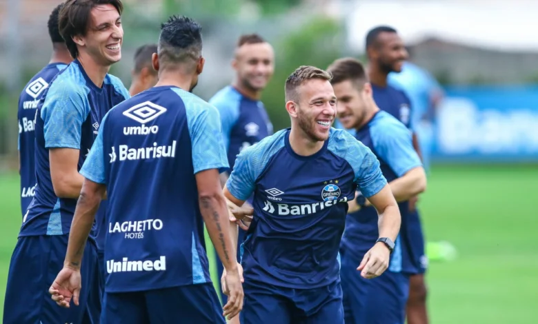 Antes de Grêmio x Ceará: as atualizações sobre as negociações com Arthur e Grohe Arthur negocia com Grêmio