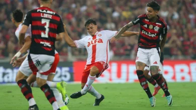 Inter terá três duelos seguidos com o Flamengo entre Libertadores e Brasileirão Bernabei, jogador do Inter contra o Flamengo
