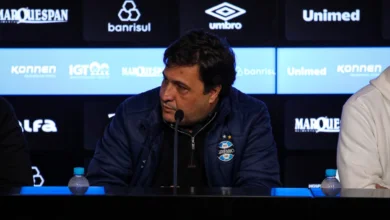 Presidente do Grêmio presta contas sobre reforços e cita esforço do clube: "Além do previsto" Alberto Guerra pelo Grêmio
