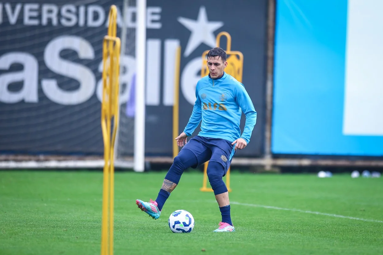Pavón desfalca o Grêmio