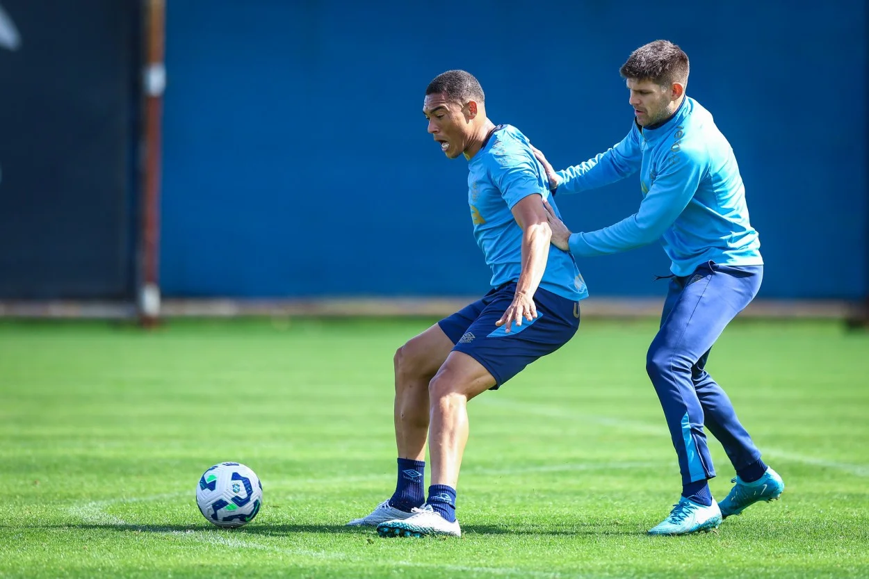 Resultados de sábado pelo Brasileirão geram atenção ao Grêmio dentro da tabela Grêmio visita o Atlético-MG