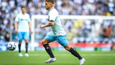 Cuéllar mostra tatuagem do Grêmio e explica problemas físicos que teve no ano Cuéllar pelo Grêmio