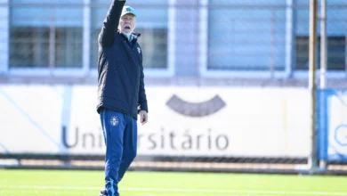 Mano Menezes muda o Grêmio contra o Ceará; veja prováveis escalações e onde assistir Mano Menezes pelo Grêmio