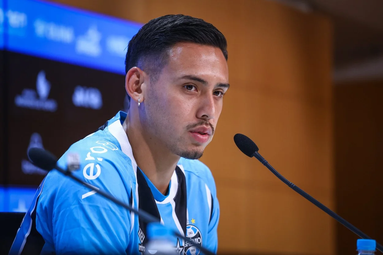 Torcida do Grêmio, Arena, Barcos e mais: os destaques da apresentação de Noriega Noriega no Grêmio