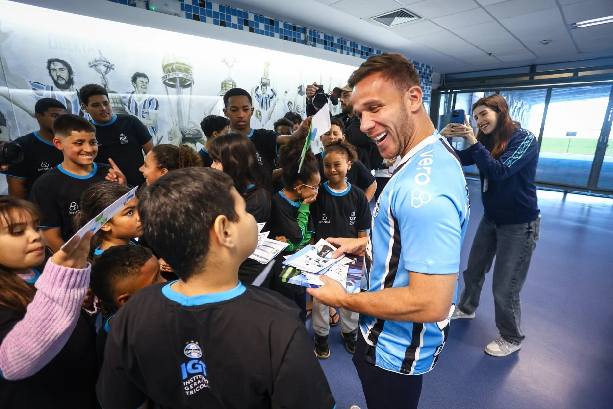 Com Arthur? Veja provável escalação do Grêmio e onde assistir contra o Flamengo Arthur reforça o Grêmio