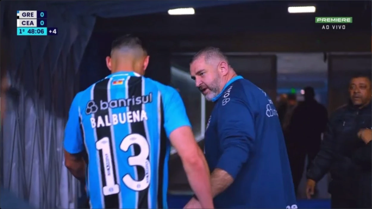 Cirurgia e longo prazo fora, o que já se sabe sobre a situação de Balbuena no Grêmio Balbuena pelo Grêmio