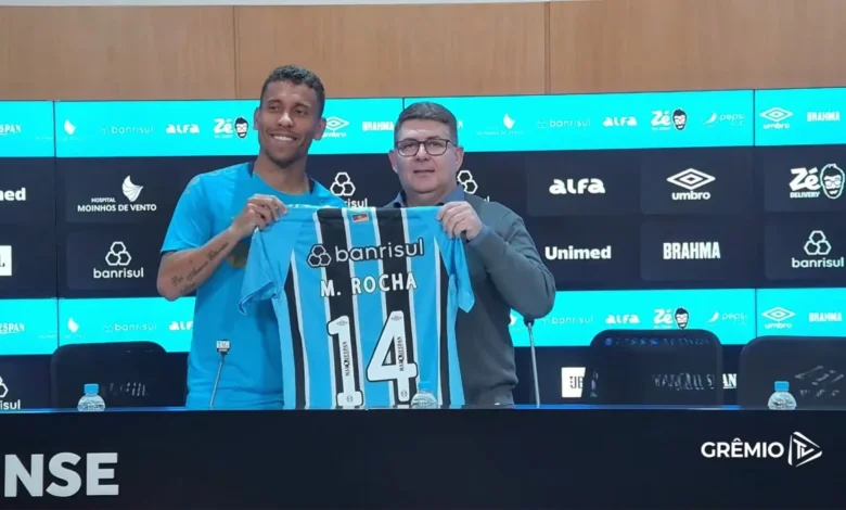 Marcos Rocha é apresentado ao Grêmio
