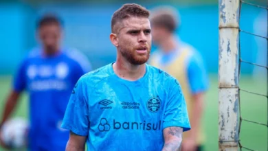 Joga contra o Sport? Cuéllar vive contagem regressiva para retorno no Grêmio Gustavo Cuéllar, jogador do Grêmio