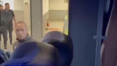 Novas imagens mostram agressões ao segurança do Grêmio e tentativa de invasão Grêmio viveu cenas tensas