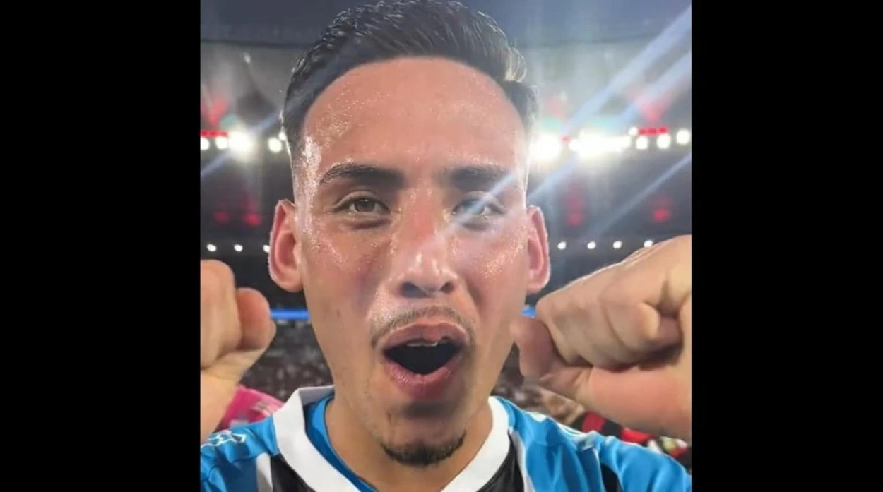 Estreia aprovada: Noriega vai bem pelo Grêmio e abre sorriso no fim do jogo Noriega vai bem no Grêmio