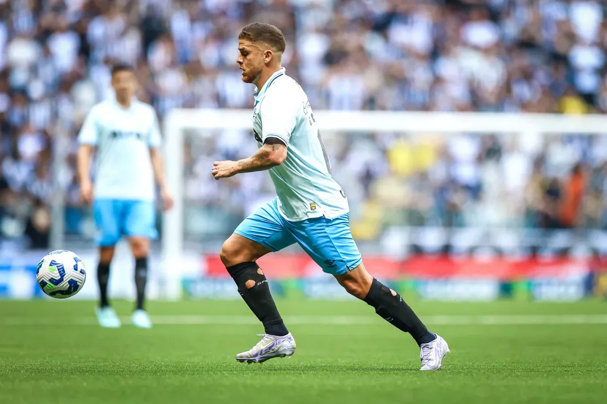 Cuéllar pelo Grêmio