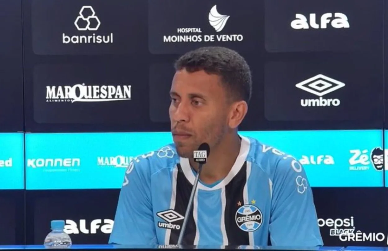 Marcos Rocha define número que vai usar no Grêmio e mira vaga na Libertadores Marcos Rocha pelo Grêmio