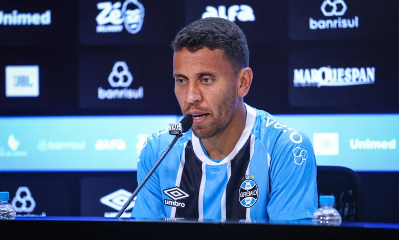 Ausente diante do Mirassol, Marcos Rocha já é visto como trunfo do Grêmio no Gre-Nal Marcos Rocha, em coletiva no Grêmio