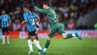 Como era a escalação do Grêmio na última vez que um goleiro marcou gol Tiago Volpi fez gol pelo Grêmio