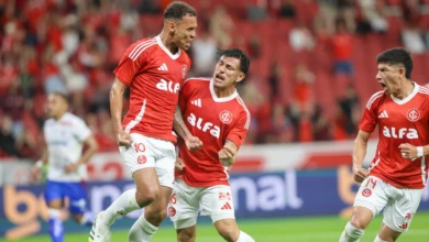 Inter divulga bastidores da vitória contra o Fortaleza com discurso de Roger no vestiário Inter divulga bastidores