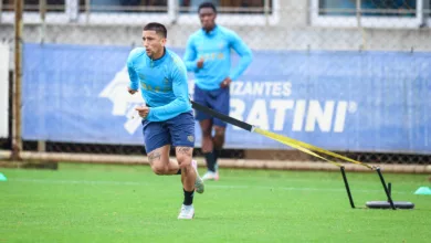 Grêmio busca vitória no Gre-Nal