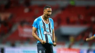 André Henrique pelo Grêmio