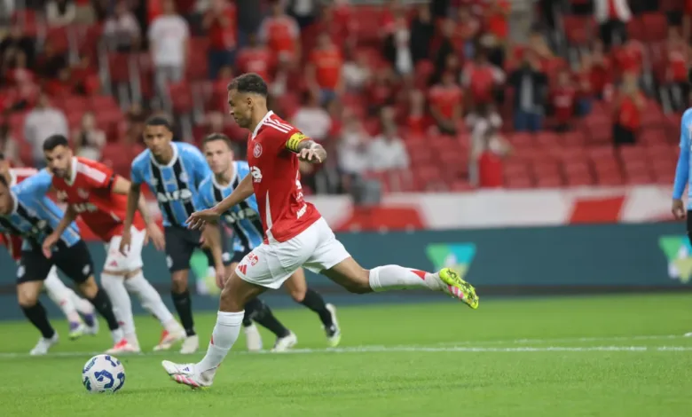 Como o Inter encarou e recebeu a fala de jogador do Grêmio sobre pênaltis dados Inter batendo pênalti