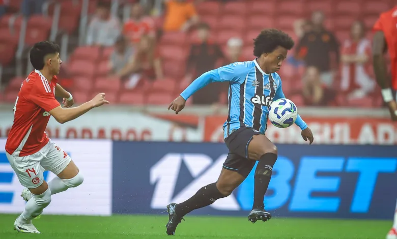 Willian brilha no Grêmio