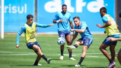 Grêmio em campo no domingo