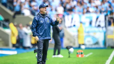 A frase de Mano Menezes para os jornalistas no apito final de Grêmio x Vitória Grêmio conta com Mano Menezes