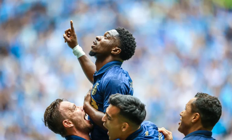 Amuzu se destaca pelo Grêmio