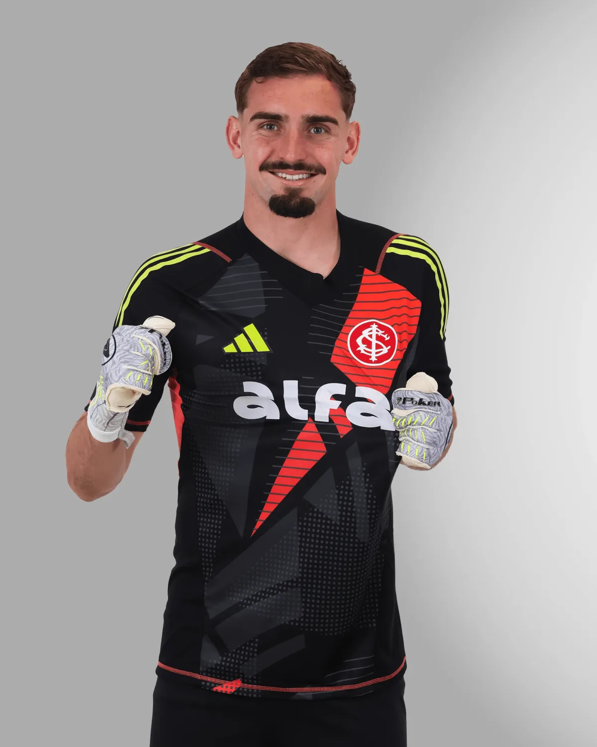 Pedro Ernesto critica Rochet e sugere Anthoni no gol do Inter; veja dados Anthoni, goleiro do Inter