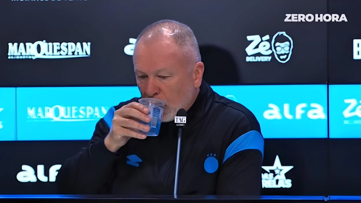 Cautela: Mano Menezes evita “queimar” joia do Grêmio e projeta dar oportunidade Mano Menezes, trenador do Grêmio