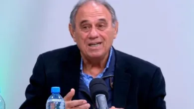 Denis Abrahão pede saída de Braithwaite e fala de Marcelo Marques: "Tem que aclamar" Denis Abrahão fala do Grêmio