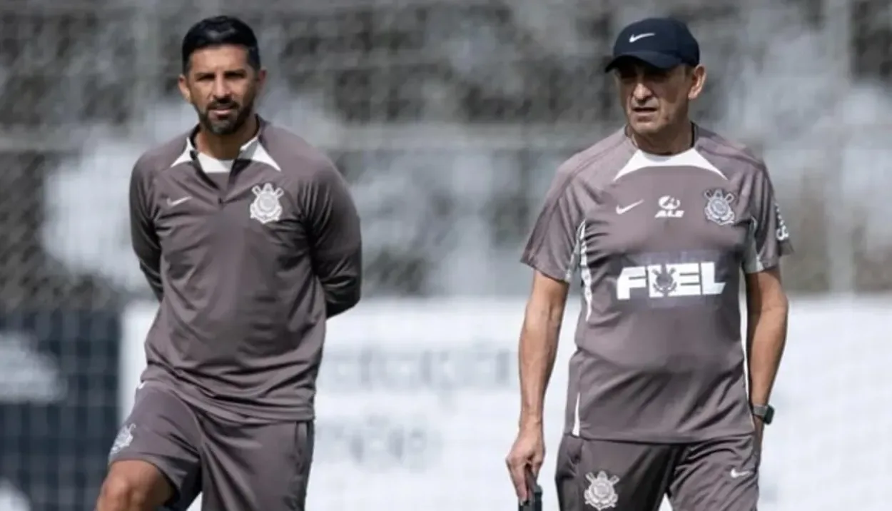 Alvo do Inter, Ramón Díaz tem comissão técnica grande e "divide" comando com o filho Ramón Díaz pelo Corinthians