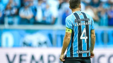 Gre-Nal com dor de cabeça: Grêmio vai sem zagueiro titular e atacante-chave Kannemann camisa 4 do Grêmio