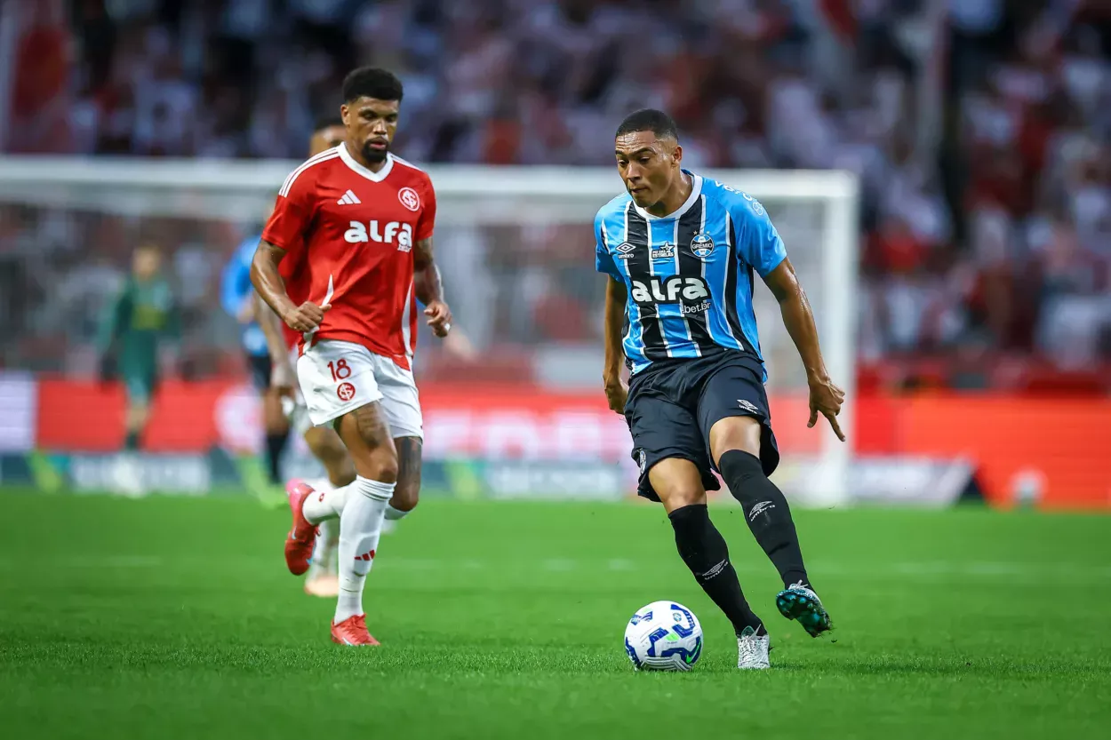 CBF altera horários básicos dos jogos do Brasileirão e encerra "noitada" de domingo Grenal 448