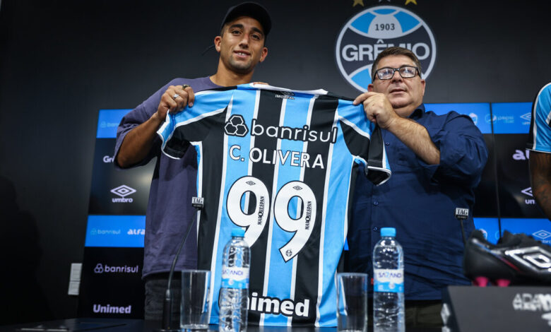 Cristian Olivera admite incômodo no Grêmio e diz que foi tirado do time sem explicações Situação de Olivera no Grêmio