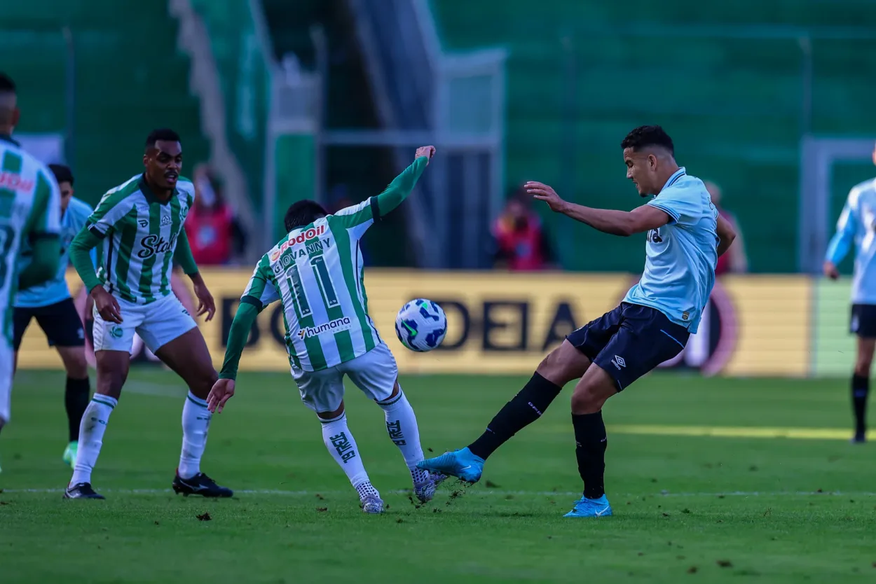 Gustavo Martins em Juventude x Grêmio