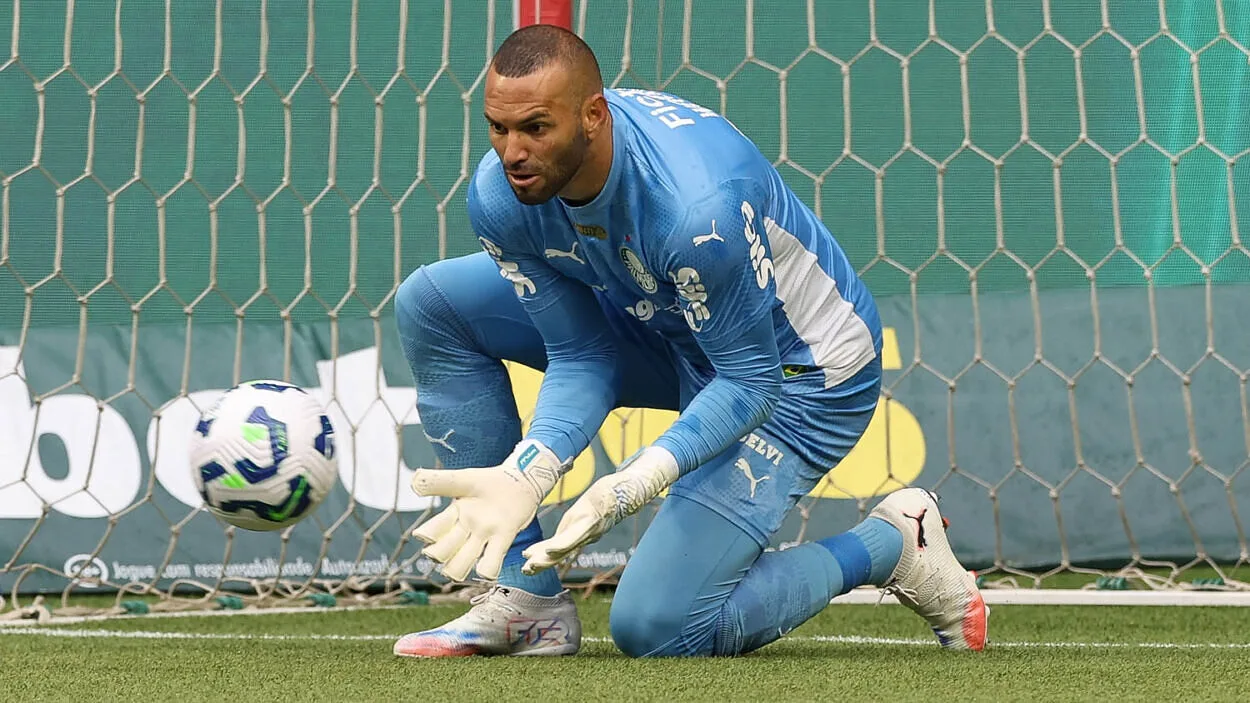 Palmeiras pode não ter a presença de Weverton em "final" contra o Flamengo Weverton do Palmeiras