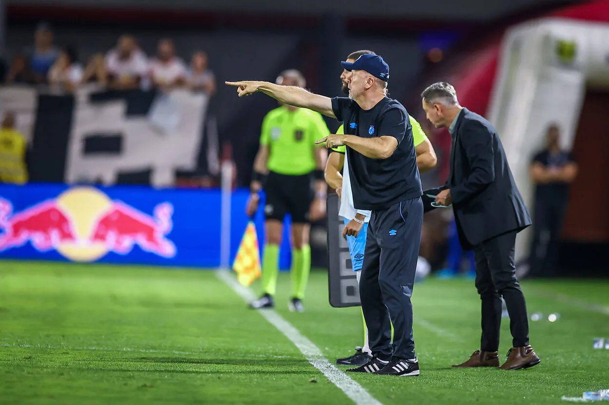 Mano Menezes pelo Grêmio