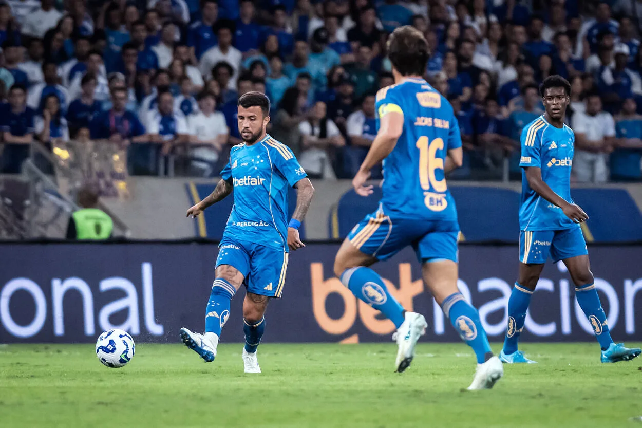 Ex-Grêmio, Matheus Henrique vive novo drama pelo Cruzeiro: "Logo estarei de volta" Grêmio hoje