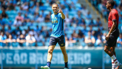 Alysson pelo Grêmio