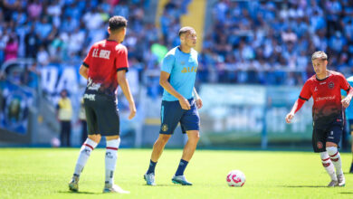 Carlos Vinícius pelo Grêmio