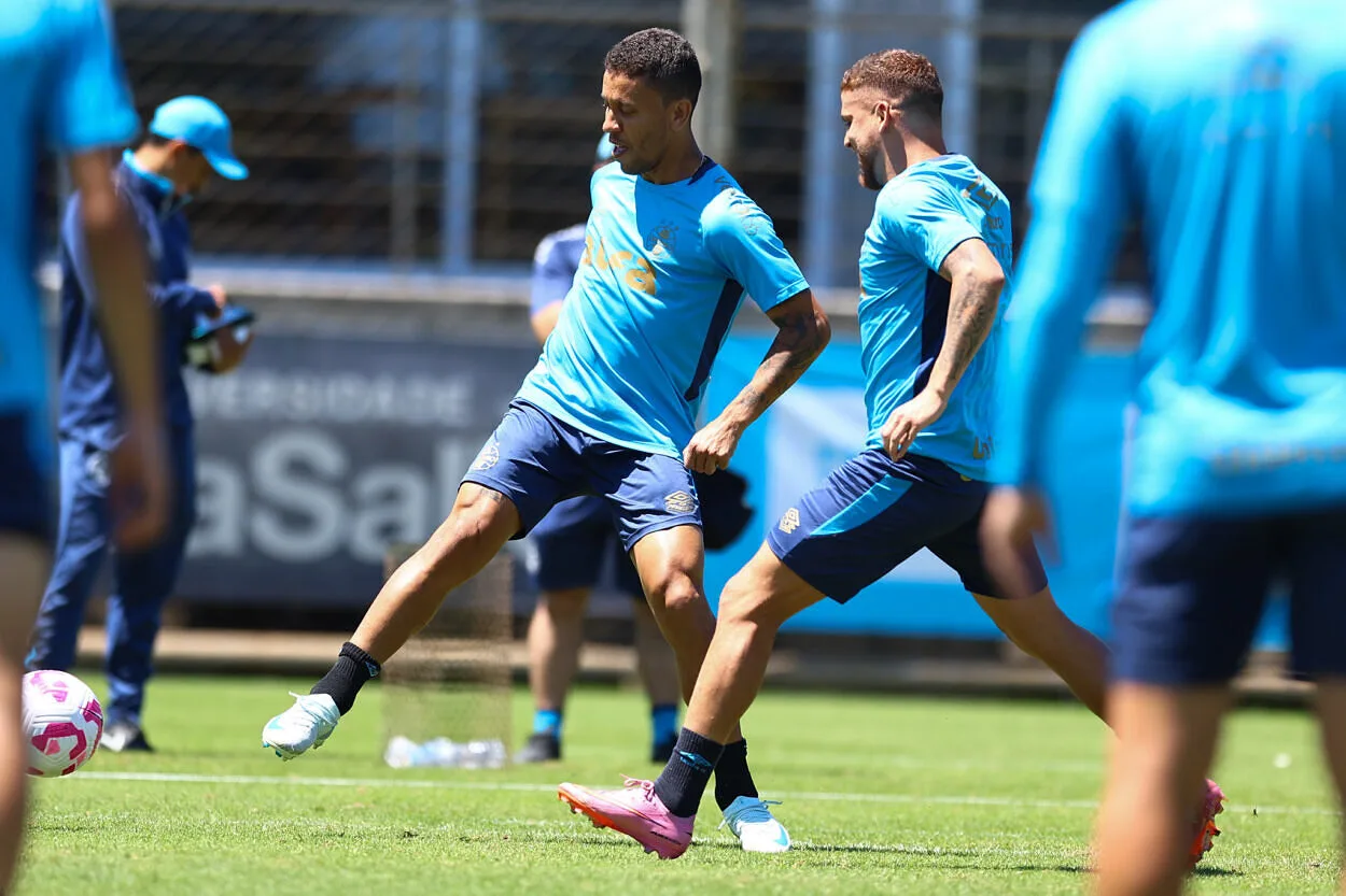 Grêmio divulga previsão de público e solta relacionados sem Kannemann e Marlon Grêmio em campo