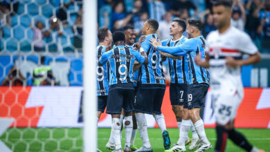 Grêmio foi prejudicado pela arbitragem mesmo com a vitória, diz comentarista Grêmio ganhou do São Paulo