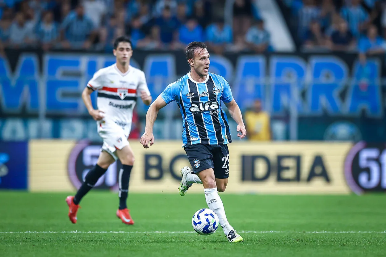 Arthur pelo Grêmio