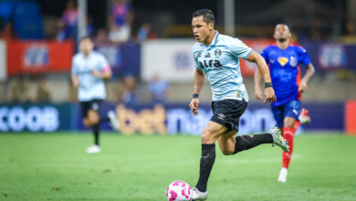 Marlon lamenta derrota pesada do Grêmio, mas afirma que não faltou "atitude" Marlon em Grêmio x Bahia