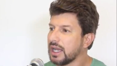 Tcheco relembra sua época no Grêmio e também critica arbitragem: "Não é de agora" Tcheco pelo Grêmio