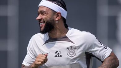 Corinthians gasta valor alto para manter equipe de seguranças para Depay, diz Nicola Memphis Dapay